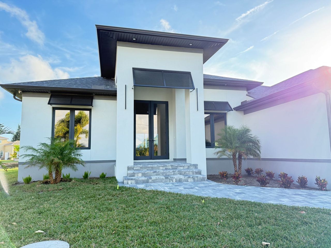 Luxury and modern Brand new house - фото